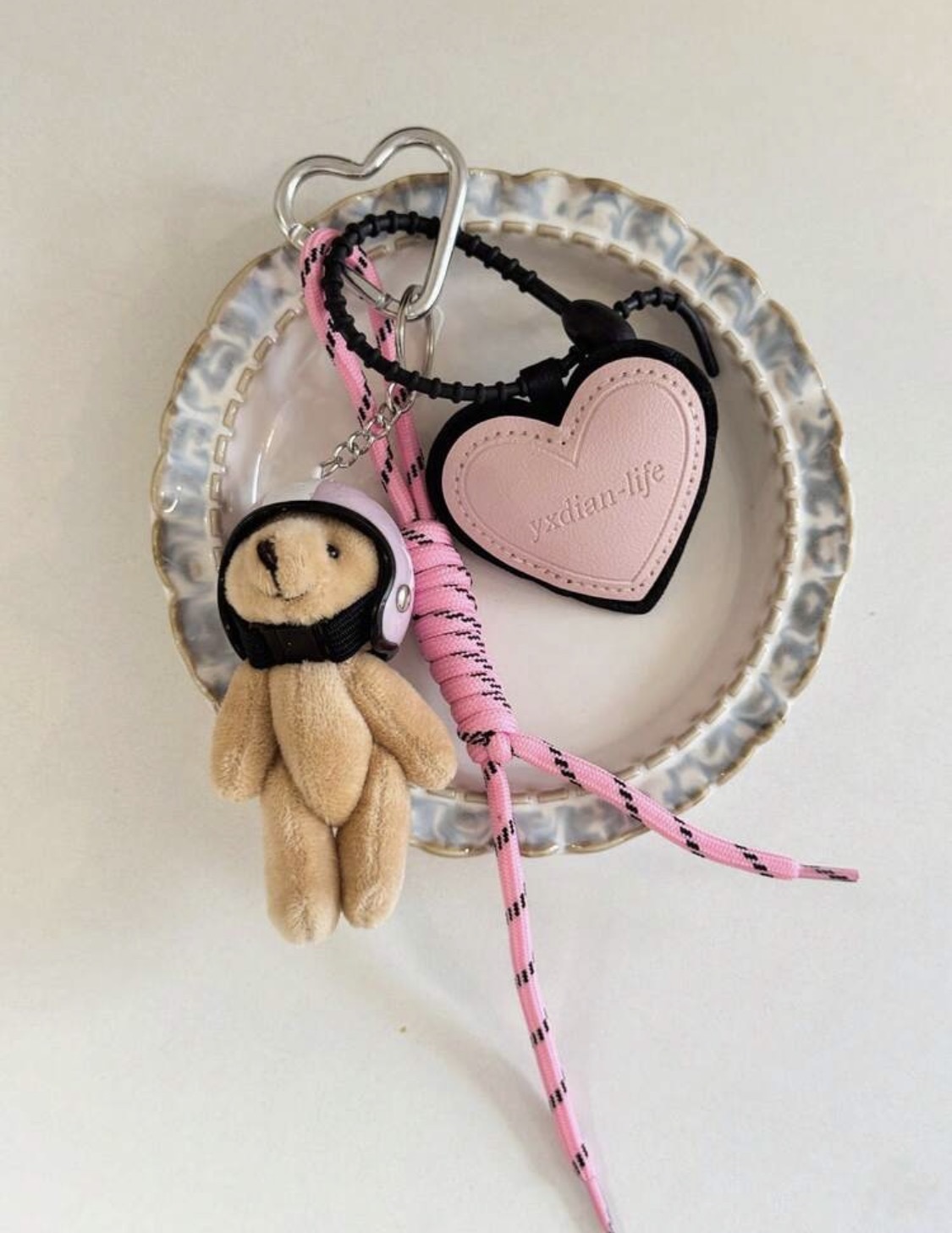 1 قطعة لطيف خوذة الدب ميدالية لحقائب .